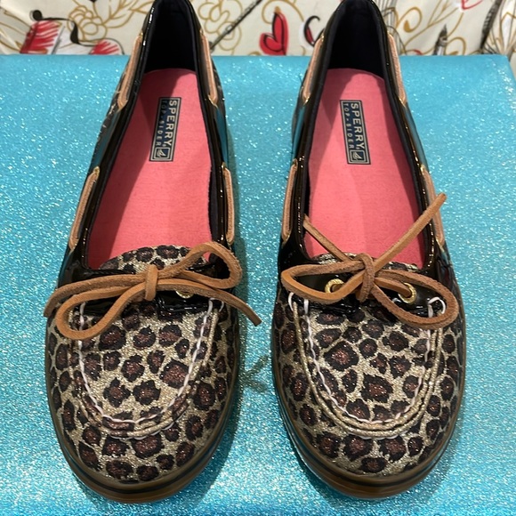 Sperry Shoes - Sperry Topsiders GLITTER Leopards! NEW TWIST on a timeless classic-see video!!!